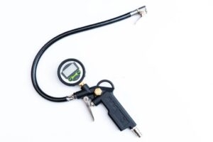 Digital Tire Inflator With Pressure Gauge